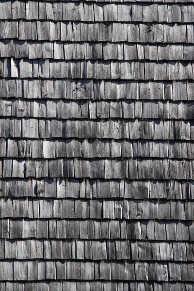 Old house with roof shingles — Stock Photo, Image