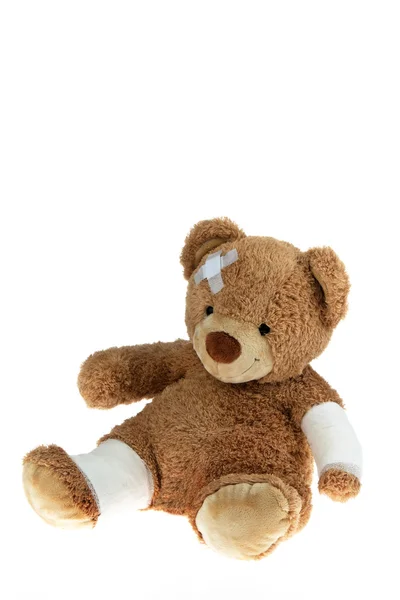Urso com bandagem após um acidente — Fotografia de Stock