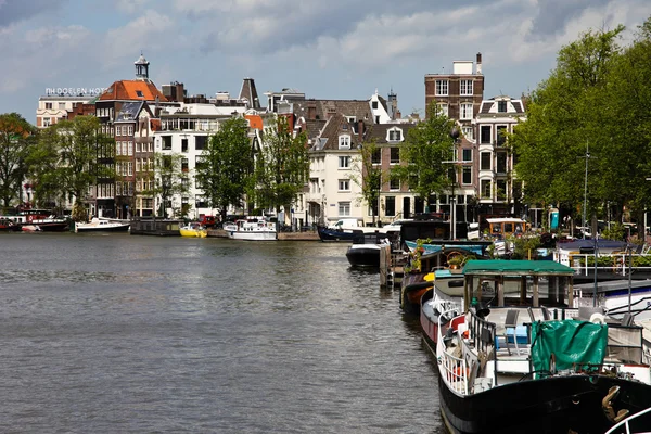 Holanda, as terras baixas, capital de Amsterdam — Fotografia de Stock
