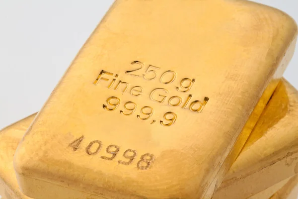 Investment in real gold than gold bullion and gold — Stock Photo, Image