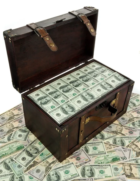 Chest with dollar bills. financial crisis, crisis, — Stock Photo, Image