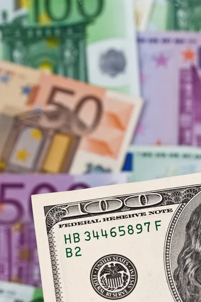 Banconote in euro e dollari . — Foto Stock