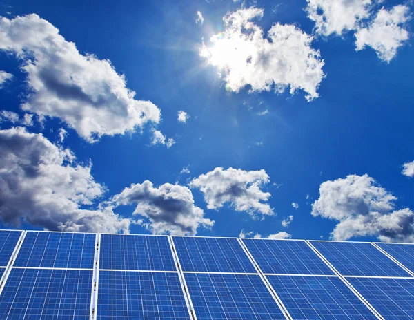 Impianto solare a energia solare — Foto Stock