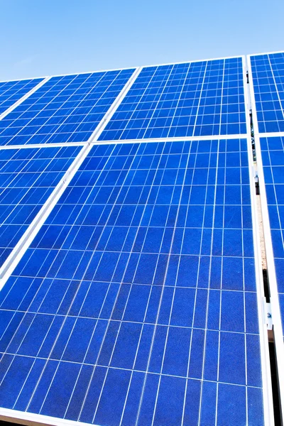替代的太阳能能源。太阳能电厂 — 图库照片