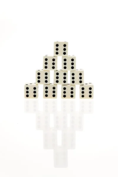 Куб игры. шестерки. счастье и успех в й — стоковое фото