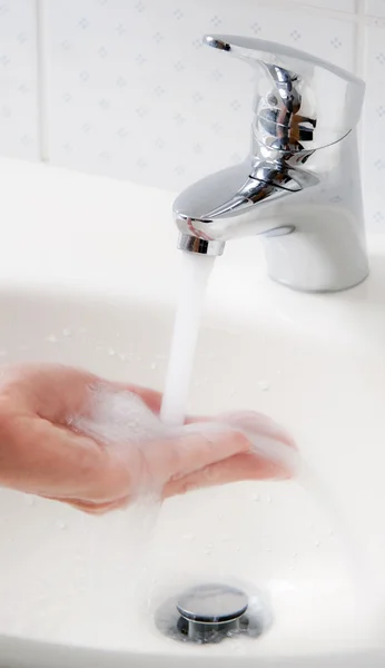 Lavati le mani. nuova protezione contro l'influenza suina hn1 — Foto Stock
