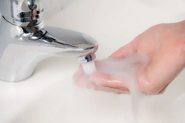 Lavati le mani. nuova protezione contro l'influenza suina hn1 — Foto Stock