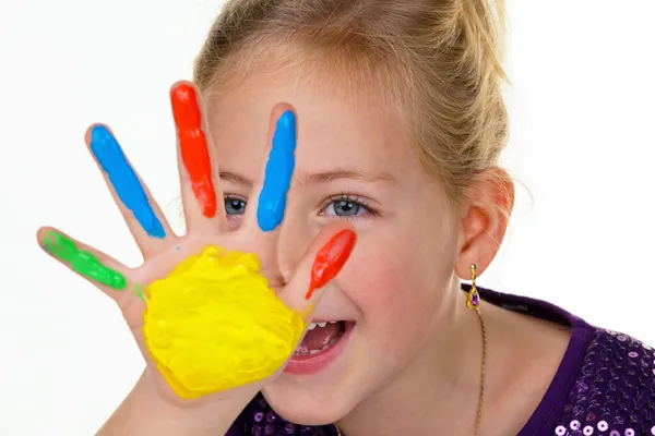 Дитина з фарбами для пальців — стокове фото
