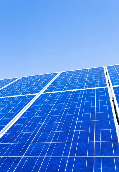 Alternatieve zonne-energie. zonne-energie — Stockfoto