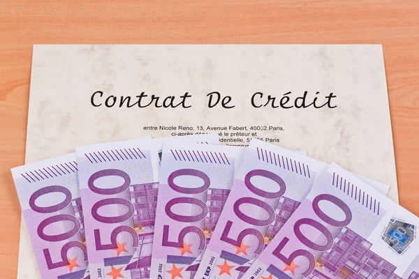 Banconote in euro e contratto di credito (francese) ) — Foto Stock