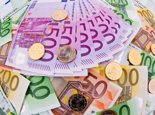 Много банкнот евро — стоковое фото