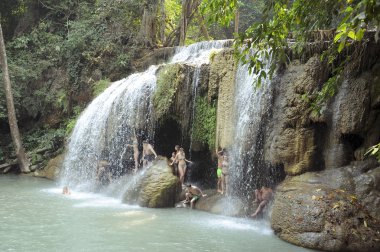 Tayland river kwai, bir şelale