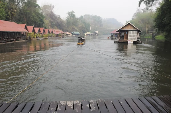 Thailändischer Fluss kwai, — Stockfoto