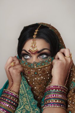 Hintli kadın