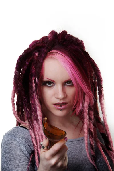 Ritratto di donna con capelli dreadlocks — Foto Stock
