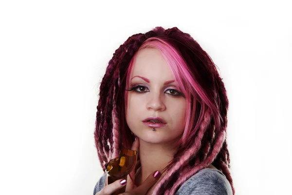 Retrato de mulher com cabelo dreadlocks — Fotografia de Stock