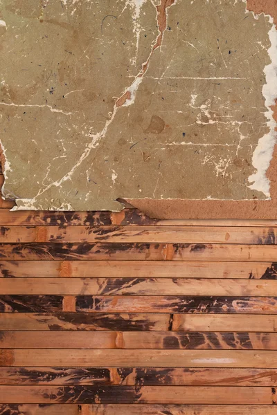 木製の背景に色あせた紙 — ストック写真