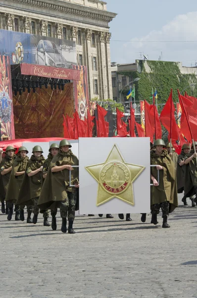 Militärparade zum Siegestag — Stockfoto