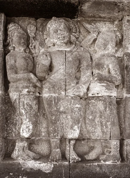 Detalhe do relevo esculpido em Borobudur em Java, Indonésia . — Fotografia de Stock