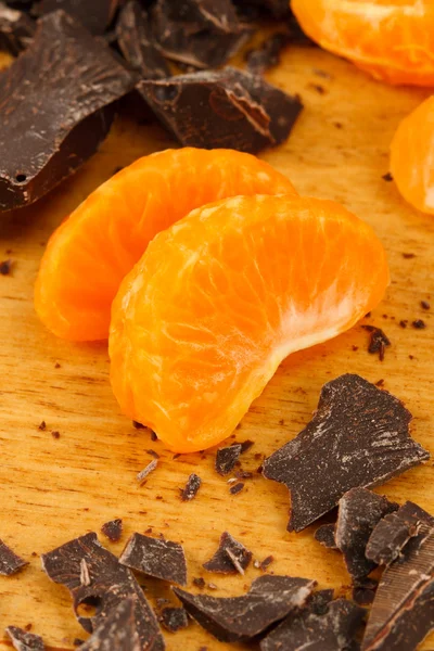 Chocolate and Orange Wedges — Stock Photo, Image