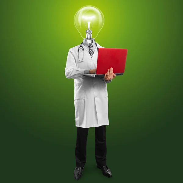 Lamp hoofd arts man met laptophombre de médico de cabecera de lámpara con portátil — Stockfoto