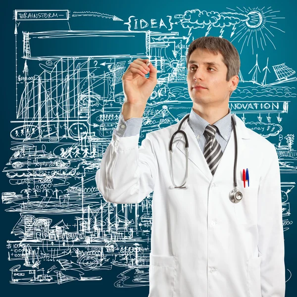 Läkare manliga skriva något — Stockfoto