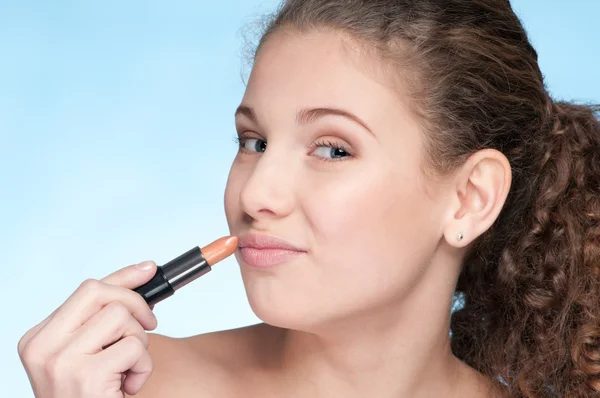 Lippen Zone Make-up durch Lippenstift — Stockfoto