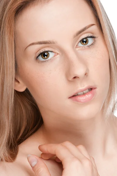 Portret van een jonge vrouw met perfecte huid — Stockfoto