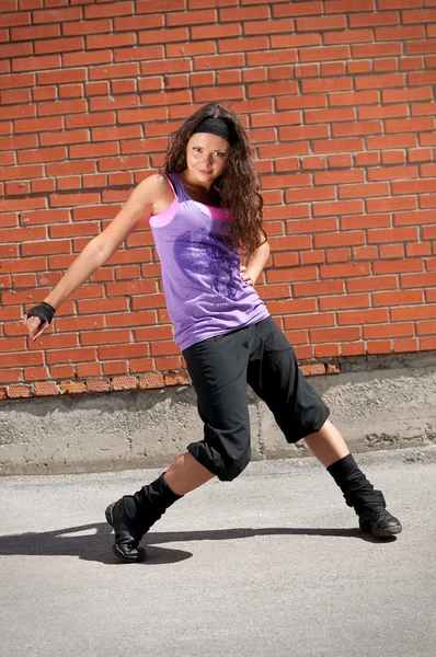 Hip-Hop dans güzel genç kız — Stok fotoğraf