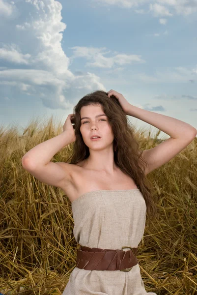 Beautiful slavonic girl on picnic — Stock Photo, Image