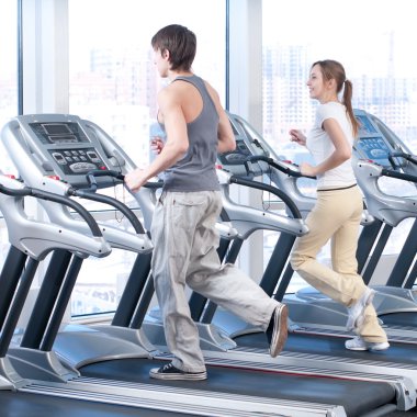 genç kadın ve spor egzersiz, adamım. çalışan