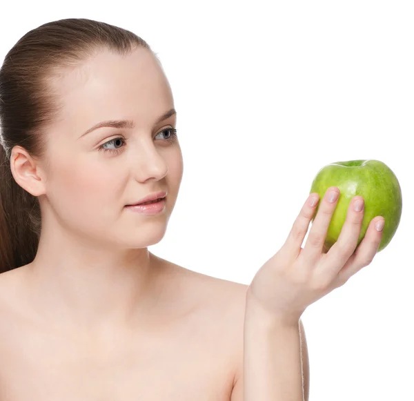 Γυναίκα τρώνε το πράσινο μήλο και πορτοκάλι — Φωτογραφία Αρχείου