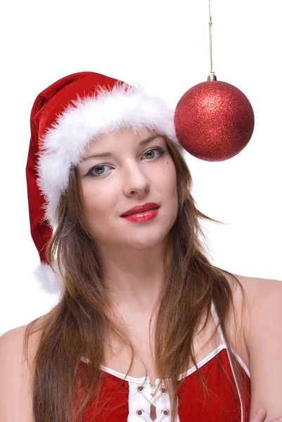 Retrato de close-up da menina no vestido de Papai Noel e bolas de Natal — Fotografia de Stock