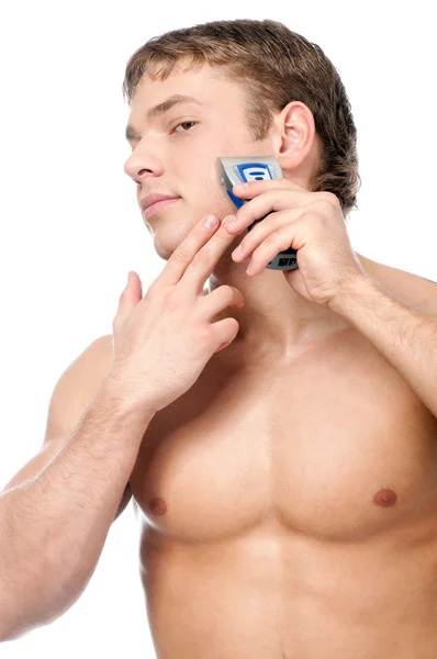 Portrét mladého hezkého muže holení — Stock fotografie