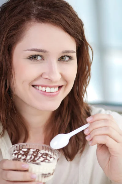 Young happy woman with cake — Stock Photo, Image