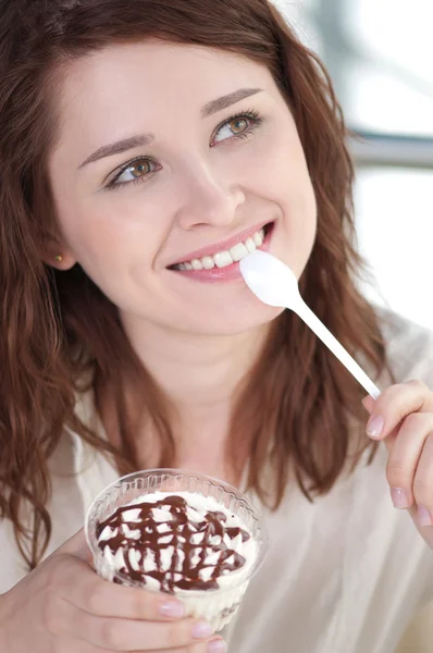 Young happy woman with cake — Stock Photo, Image