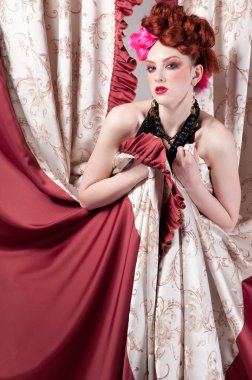 silck kumaş ile poz kadın moda portre portre