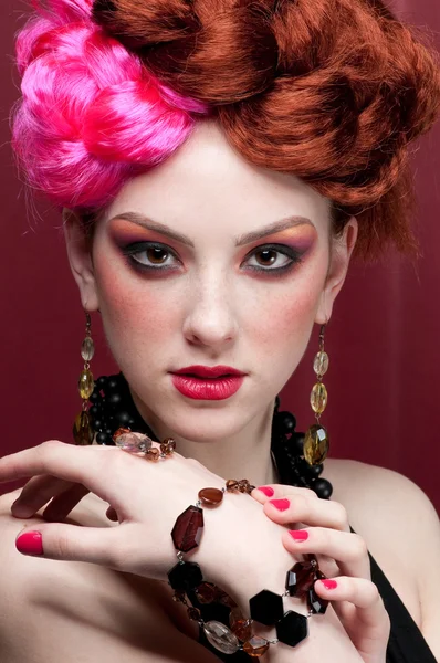 Nahaufnahme Porträt der Mode Mädchen Gesicht mit Juwel — Stockfoto