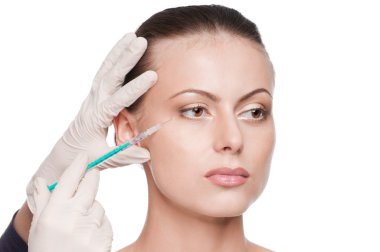 güzellik karşısında kozmetik botox enjeksiyonu