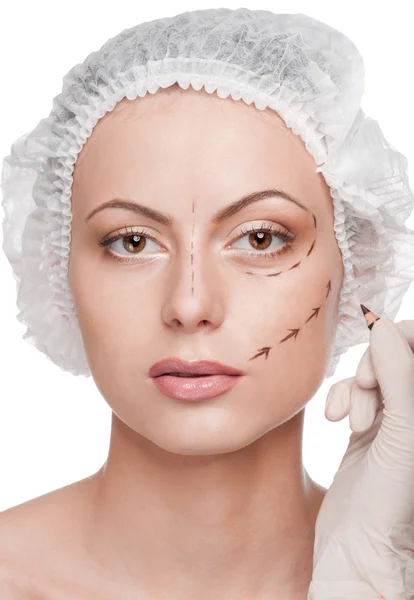 Linee di correzione sul viso della donna, prima dell'intervento chirurgico — Foto Stock