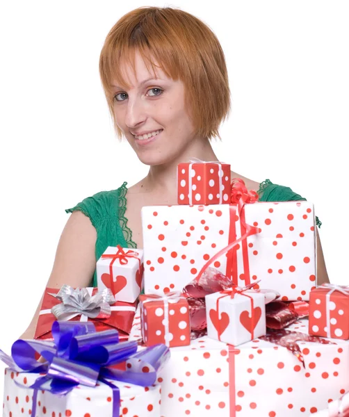 Primer plano retrato de mujer con algunos regalos — Foto de Stock