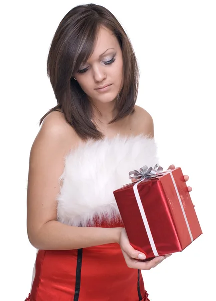 Frau im Weihnachtsmannkleid mit Geschenken — Stockfoto