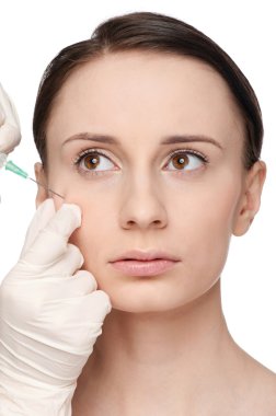 güzellik karşısında kozmetik botox enjeksiyonu