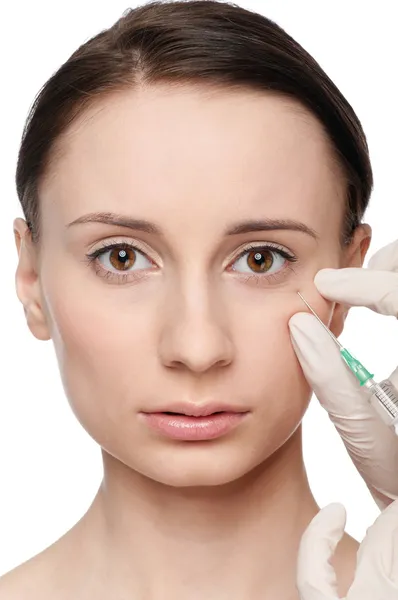 Estetyczna botox wstrzykiwań w twarz uroda — Zdjęcie stockowe