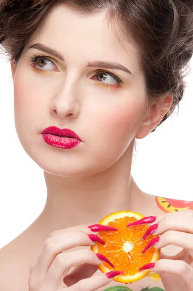 Close up portrait of beauty woman with fruit bodyart and juicy o — Stock Photo, Image