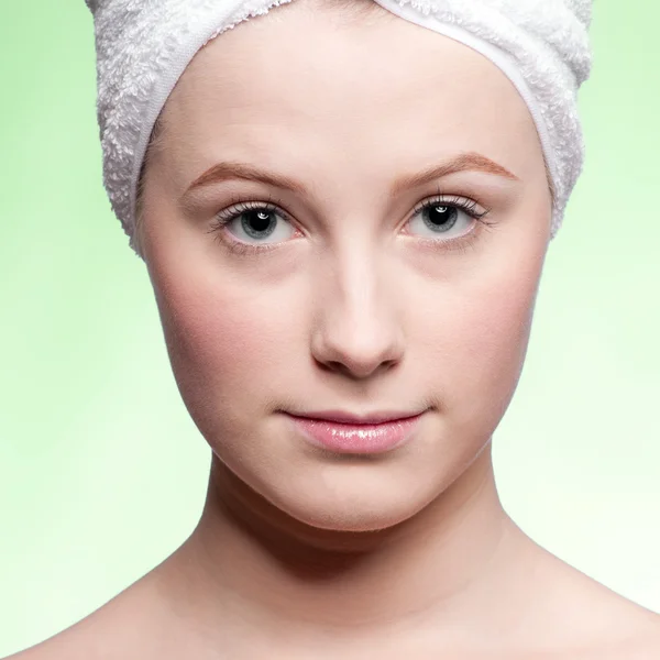 Close-up retrato de mulher com pele perfeita saúde — Fotografia de Stock
