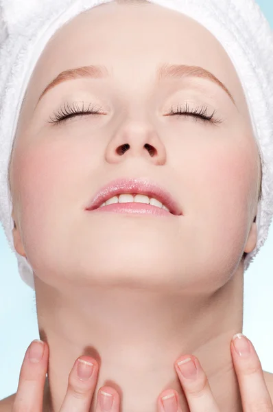 Close-up portret van vrouw met perfecte gezondheid huid — Stockfoto