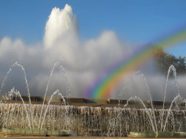 Fuente arco iris — Foto de Stock