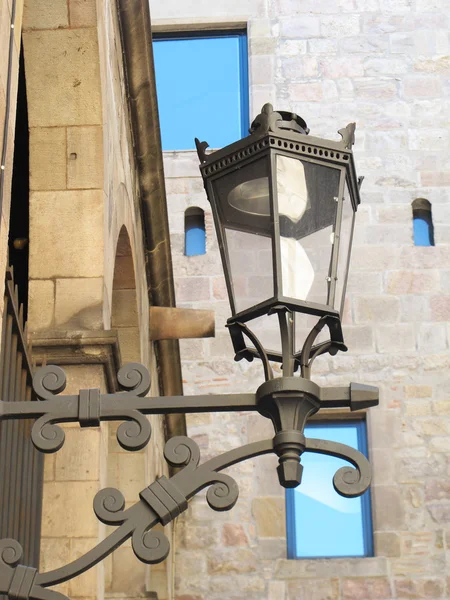 Городской фонарь — стоковое фото