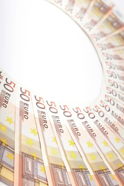Eurobankbiljetten gerangschikt in een halve cirkel — Stockfoto